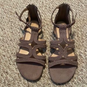 NEW NWOT Lauren Conrad sandals